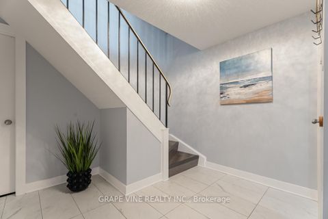 Photo 4 at 58 - 280 Mcclellan Road, Nepean (Arlington Woods), Ottawa