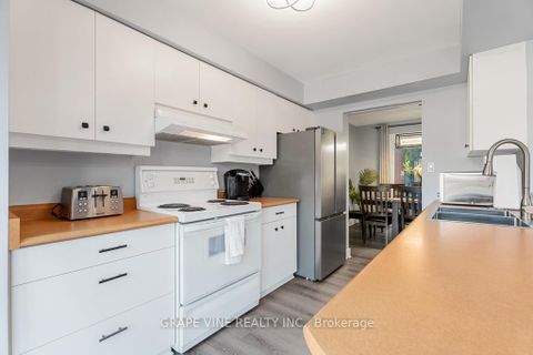 Photo 10 at 58 - 280 Mcclellan Road, Nepean (Arlington Woods), Ottawa