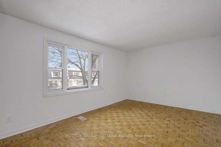Photo 19 at 54 - 920 Dynes Road, Nepean (Carleton Square), Ottawa