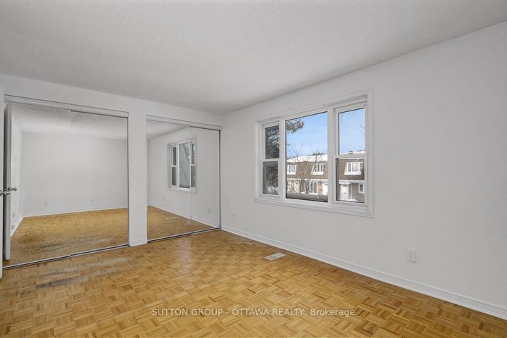 Photo 20 at 54 - 920 Dynes Road, Nepean (Carleton Square), Ottawa