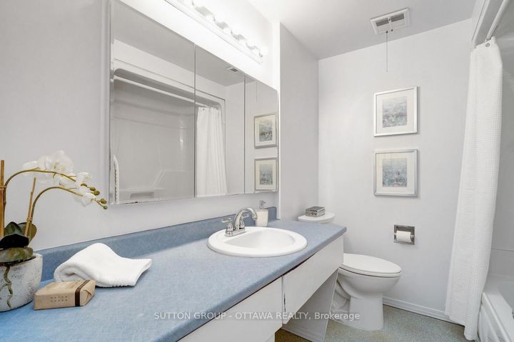 Photo 23 at 54 - 920 Dynes Road, Nepean (Carleton Square), Ottawa