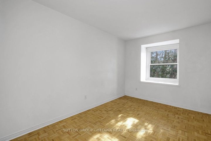 Photo 24 at 54 - 920 Dynes Road, Nepean (Carleton Square), Ottawa