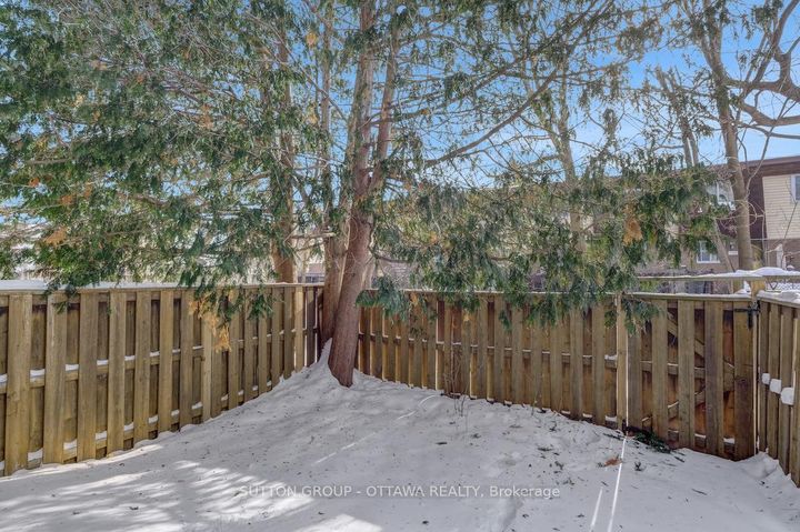 Photo 31 at 54 - 920 Dynes Road, Nepean (Carleton Square), Ottawa