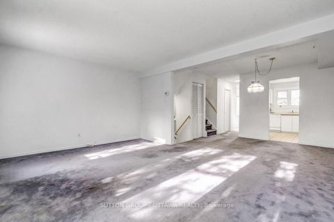 Photo 3 at 54 - 920 Dynes Road, Nepean (Carleton Square), Ottawa