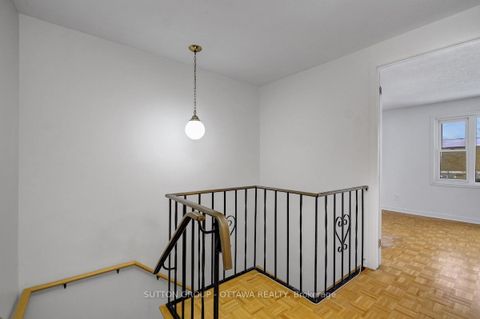 Photo 18 at 54 - 920 Dynes Road, Nepean (Carleton Square), Ottawa