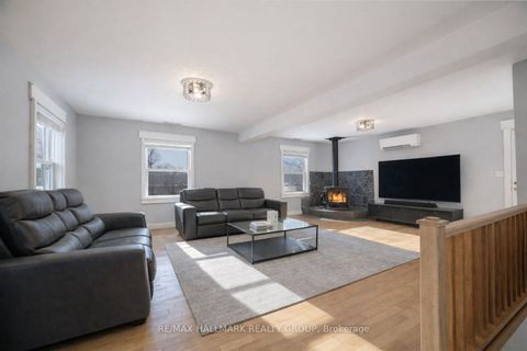 Photo 18 at 2337 Harlem Road, Rideau Lakes (Bastard) Twp, Rideau Lakes