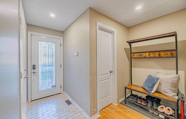 Photo 5 at 83 Wrenwood Crescent, Nepean (Centrepointe), Ottawa