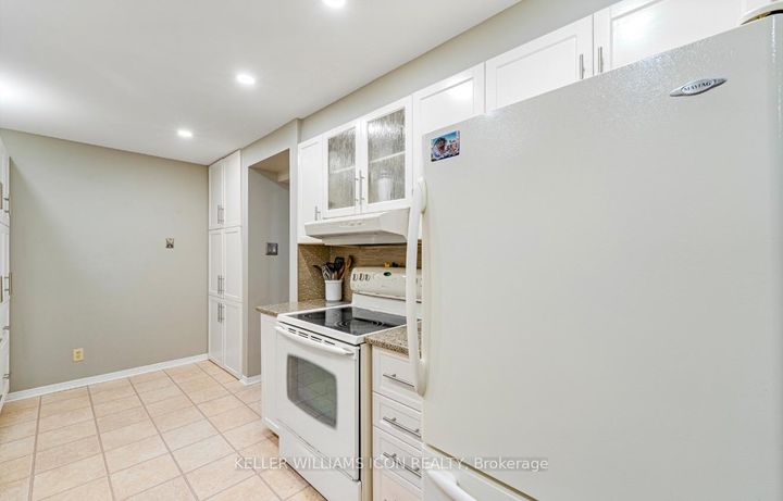 Photo 15 at 83 Wrenwood Crescent, Nepean (Centrepointe), Ottawa