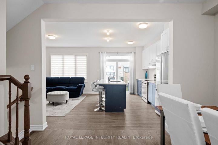 Photo 6 at 504 Flagstaff Drive, Nepean (Half Moon Bay), Ottawa