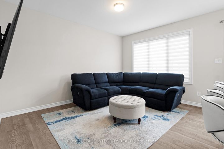 Photo 11 at 504 Flagstaff Drive, Nepean (Half Moon Bay), Ottawa