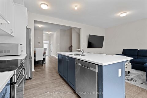 Photo 9 at 504 Flagstaff Drive, Nepean (Half Moon Bay), Ottawa