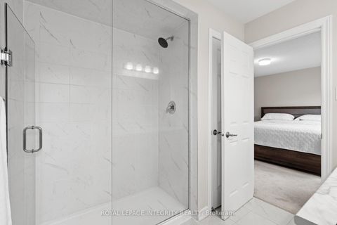 Photo 18 at 504 Flagstaff Drive, Nepean (Half Moon Bay), Ottawa