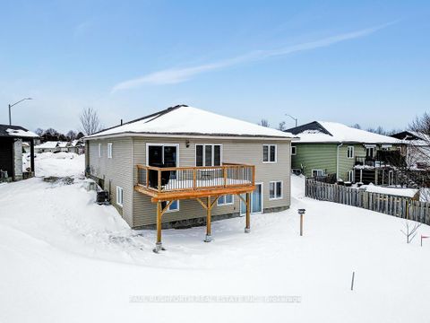 Photo 25 at 22 Code Crescent, SMITHS FALLS, Smiths Falls
