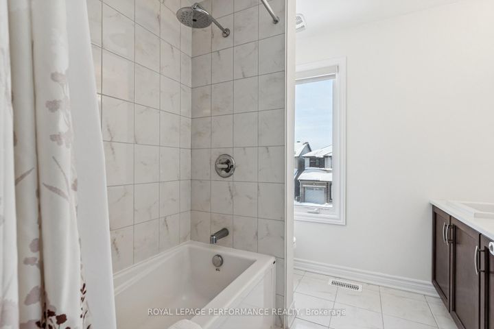 Photo 26 at 845 Snap Hook Crescent, Nepean (Half Moon Bay), Ottawa
