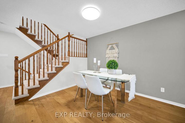 Photo 7 at 14 Sandcliffe Terrace, Nepean (Centrepointe), Ottawa