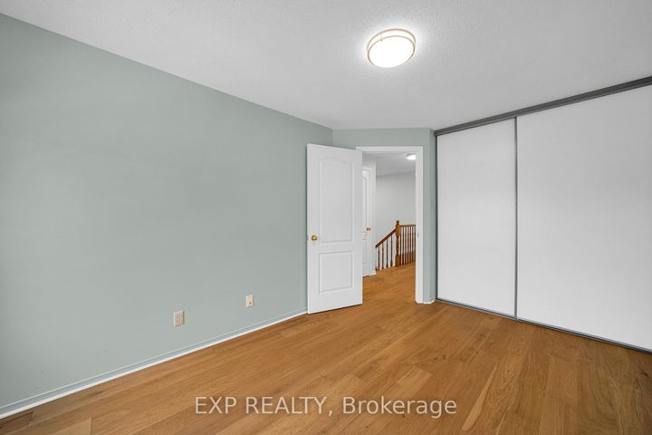 Photo 27 at 14 Sandcliffe Terrace, Nepean (Centrepointe), Ottawa