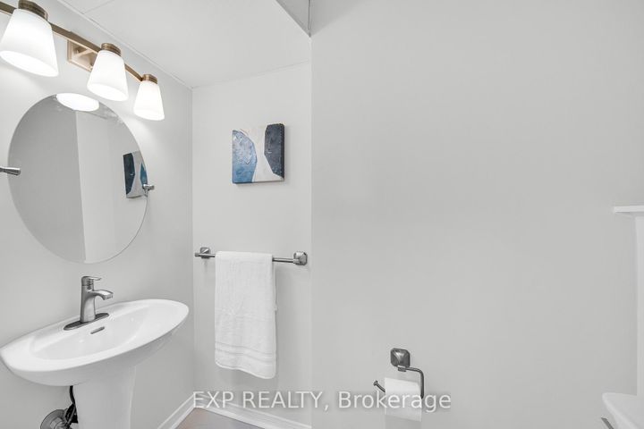 Photo 35 at 14 Sandcliffe Terrace, Nepean (Centrepointe), Ottawa