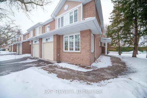 Photo 1 at 14 Sandcliffe Terrace, Nepean (Centrepointe), Ottawa