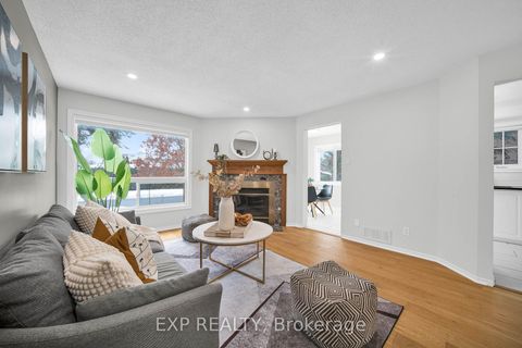Photo 4 at 14 Sandcliffe Terrace, Nepean (Centrepointe), Ottawa