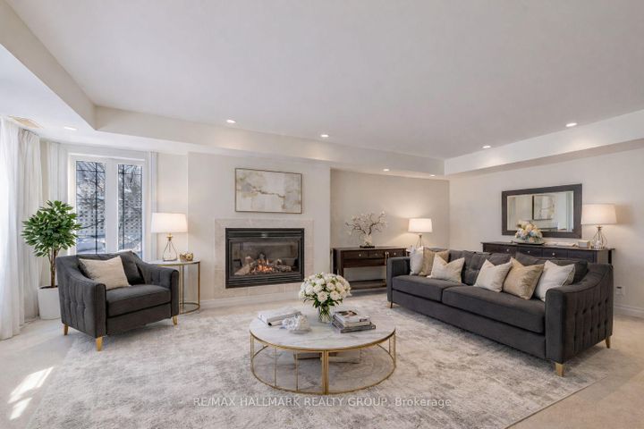 Photo 25 at 8 Waterford Way, Nepean (Pineglen/Country Place), Ottawa