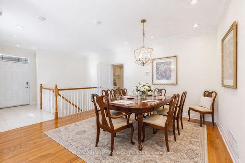 Photo 7 at 8 Waterford Way, Nepean (Pineglen/Country Place), Ottawa