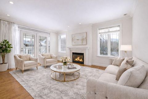 Photo 9 at 8 Waterford Way, Nepean (Pineglen/Country Place), Ottawa