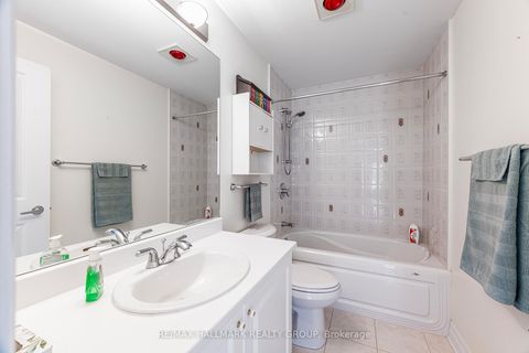 Photo 26 at 8 Waterford Way, Nepean (Pineglen/Country Place), Ottawa