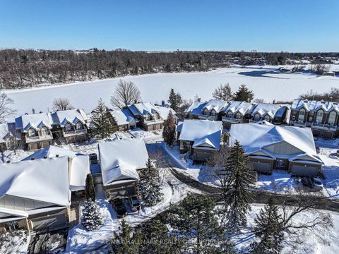 Photo 32 at 8 Waterford Way, Nepean (Pineglen/Country Place), Ottawa