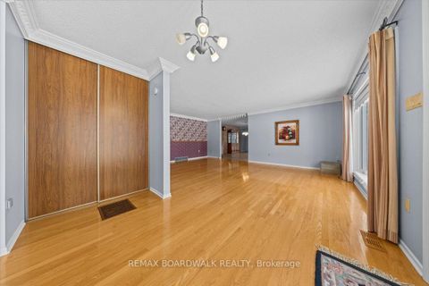 Photo 2 at 4547 Carlsbad Lane, Sarsfield/Bearbrook, Orleans