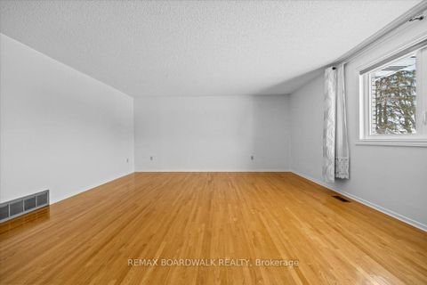 Photo 23 at 4547 Carlsbad Lane, Sarsfield/Bearbrook, Orleans