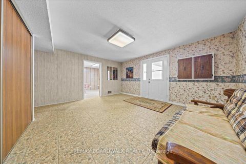 Photo 25 at 4547 Carlsbad Lane, Sarsfield/Bearbrook, Orleans