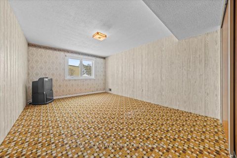 Photo 34 at 4547 Carlsbad Lane, Sarsfield/Bearbrook, Orleans