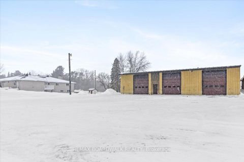 Photo 45 at 4547 Carlsbad Lane, Sarsfield/Bearbrook, Orleans