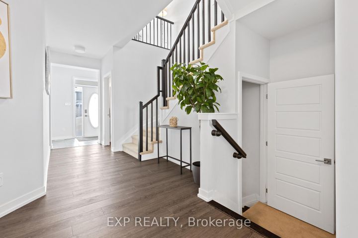 Photo 5 at 618 Perseus Avenue, Nepean (Half Moon Bay), Ottawa