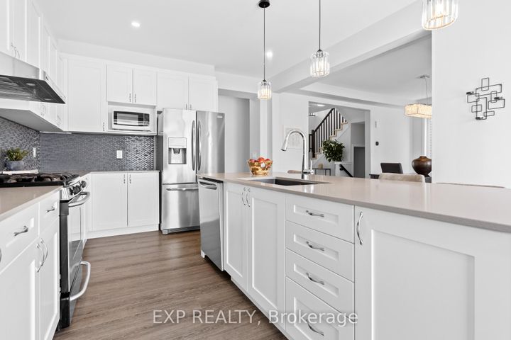 Photo 10 at 618 Perseus Avenue, Nepean (Half Moon Bay), Ottawa