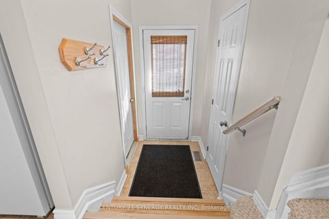 Photo 5 at 12 - 240 Mississippi Court, Carleton Place