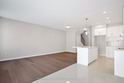 Photo 4 at 1924 Hawker Private, Stittsville (North), Stittsville