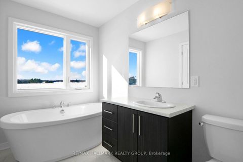 Photo 15 at 1944 Hawker Private, Huntley Ward (South East), Carp