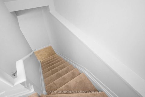 Photo 22 at 1944 Hawker Private, Huntley Ward (South East), Carp