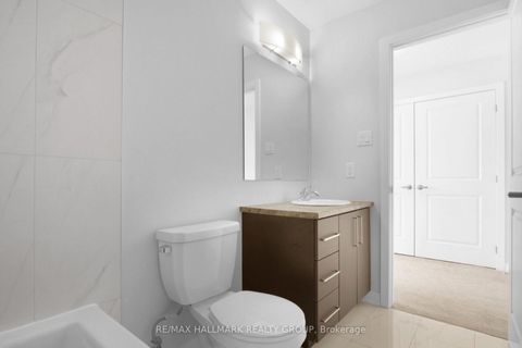 Photo 26 at 1944 Hawker Private, Huntley Ward (South East), Carp