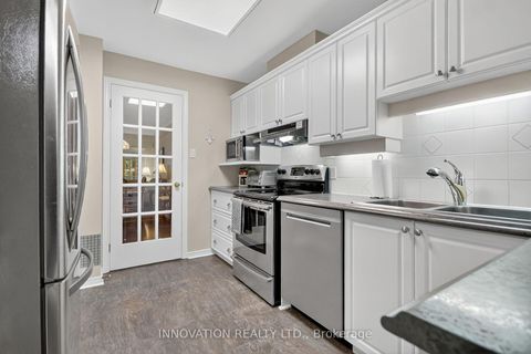 Photo 11 at 9 Heather Glen Court, Stittsville (Central), Stittsville