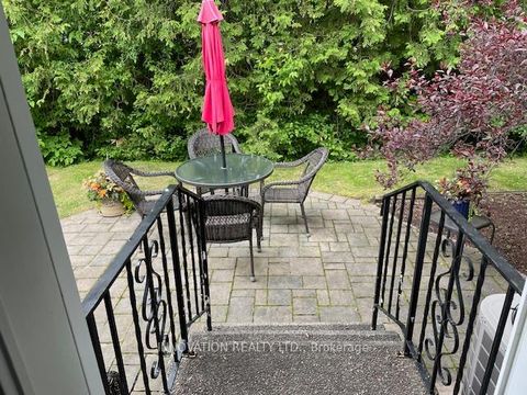 Photo 31 at 9 Heather Glen Court, Stittsville (Central), Stittsville