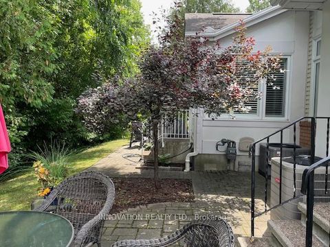 Photo 33 at 9 Heather Glen Court, Stittsville (Central), Stittsville