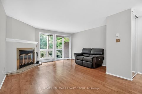 Photo 11 at B - 6746 Jeanne Darc Boulevard N, Convent Glen North, Orleans