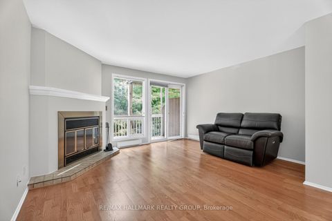 Photo 12 at B - 6746 Jeanne Darc Boulevard N, Convent Glen North, Orleans