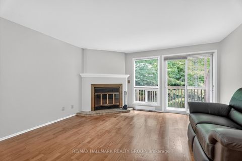 Photo 13 at B - 6746 Jeanne Darc Boulevard N, Convent Glen North, Orleans