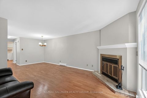 Photo 15 at B - 6746 Jeanne Darc Boulevard N, Convent Glen North, Orleans