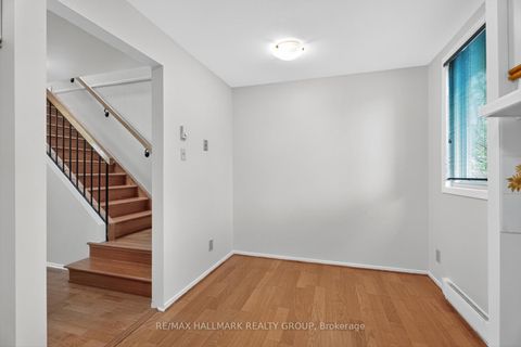 Photo 23 at B - 6746 Jeanne Darc Boulevard N, Convent Glen North, Orleans