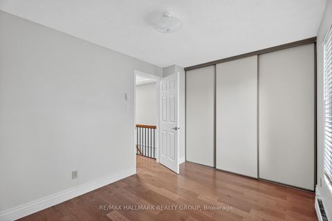 Photo 34 at B - 6746 Jeanne Darc Boulevard N, Convent Glen North, Orleans