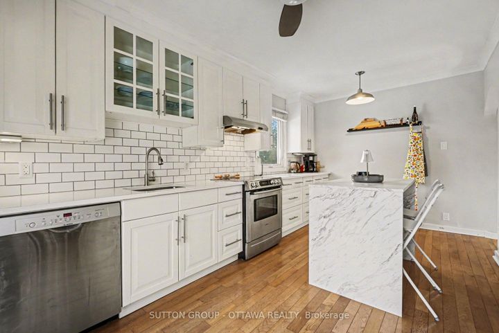 Photo 7 at 90 Withrow Avenue, Nepean (Meadowlands/St. Claire Gardens), Ottawa